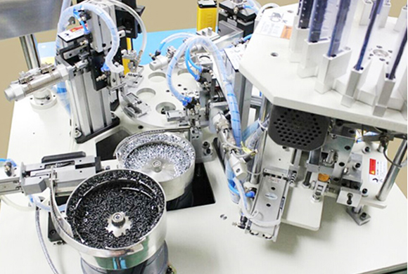 經驗豐富的技術研發團隊